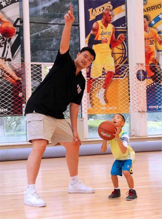 他为阿森纳