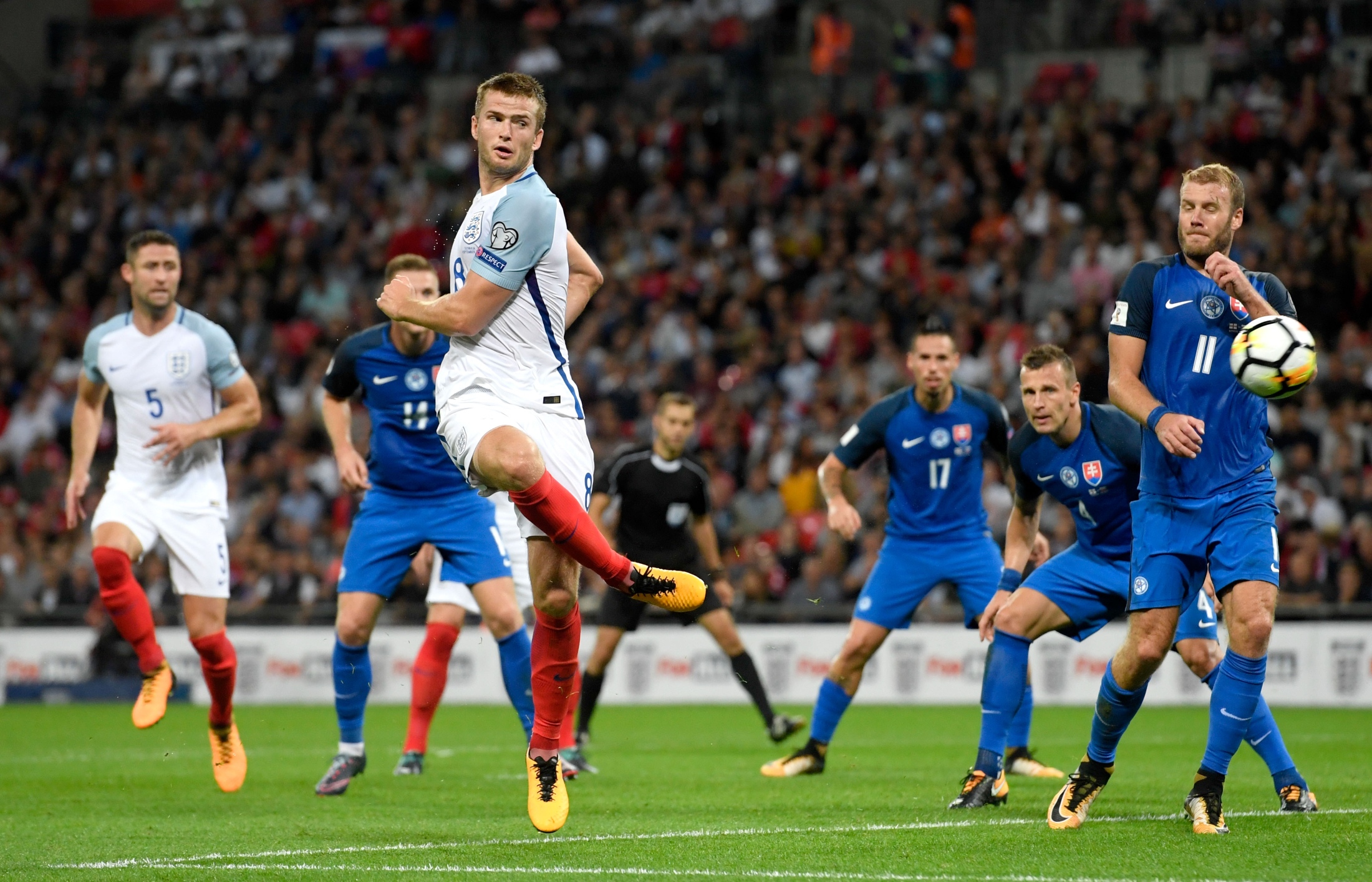 赛中重获主 赛中重获主