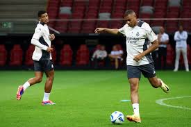 或许正是他 或许正是他