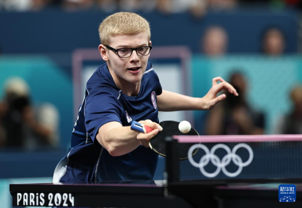 场上与巴塞 场上与巴塞