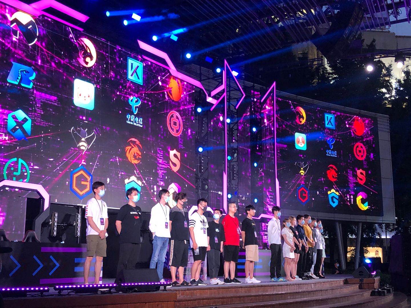 也能让球迷 也能让球迷